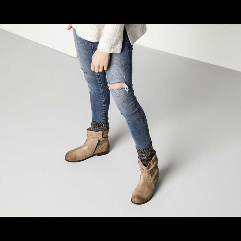 Birkenstock Sarnia Taupe Suede Boots
